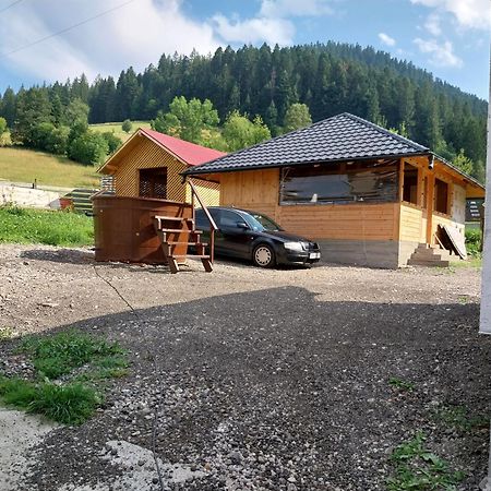 Вилла Casa Balan Кымпулунг-Молдовенеск Экстерьер фото
